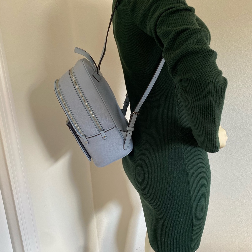 New Michael Kors Medium Backpack - Picture 8 of 9